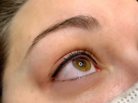 PMU eyeliner bijwerking boven  na 1-3 jaar